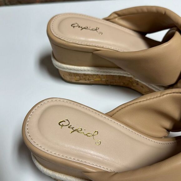 Qupid Beige Puff Slide Platform Wedge Sandal Size 6 NEW - Picture 7 of 8